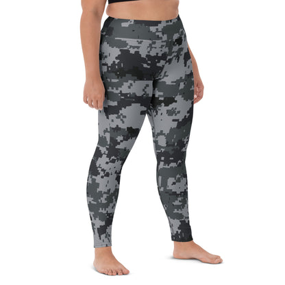 Digital camo yoga leggings in dark gray and black, close-up front, full-length