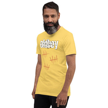 Graphic T-shirt in yellow with Oldboy text and red hatch-mark design