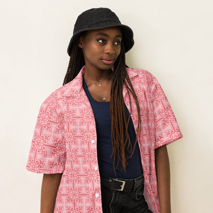Pink button-up short-sleeve shirt with geometric interlocking print, camp collar